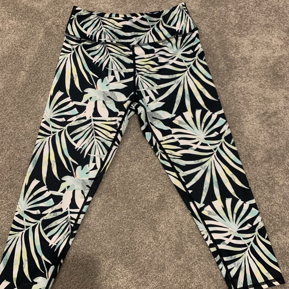 Zella girls Capri leggings